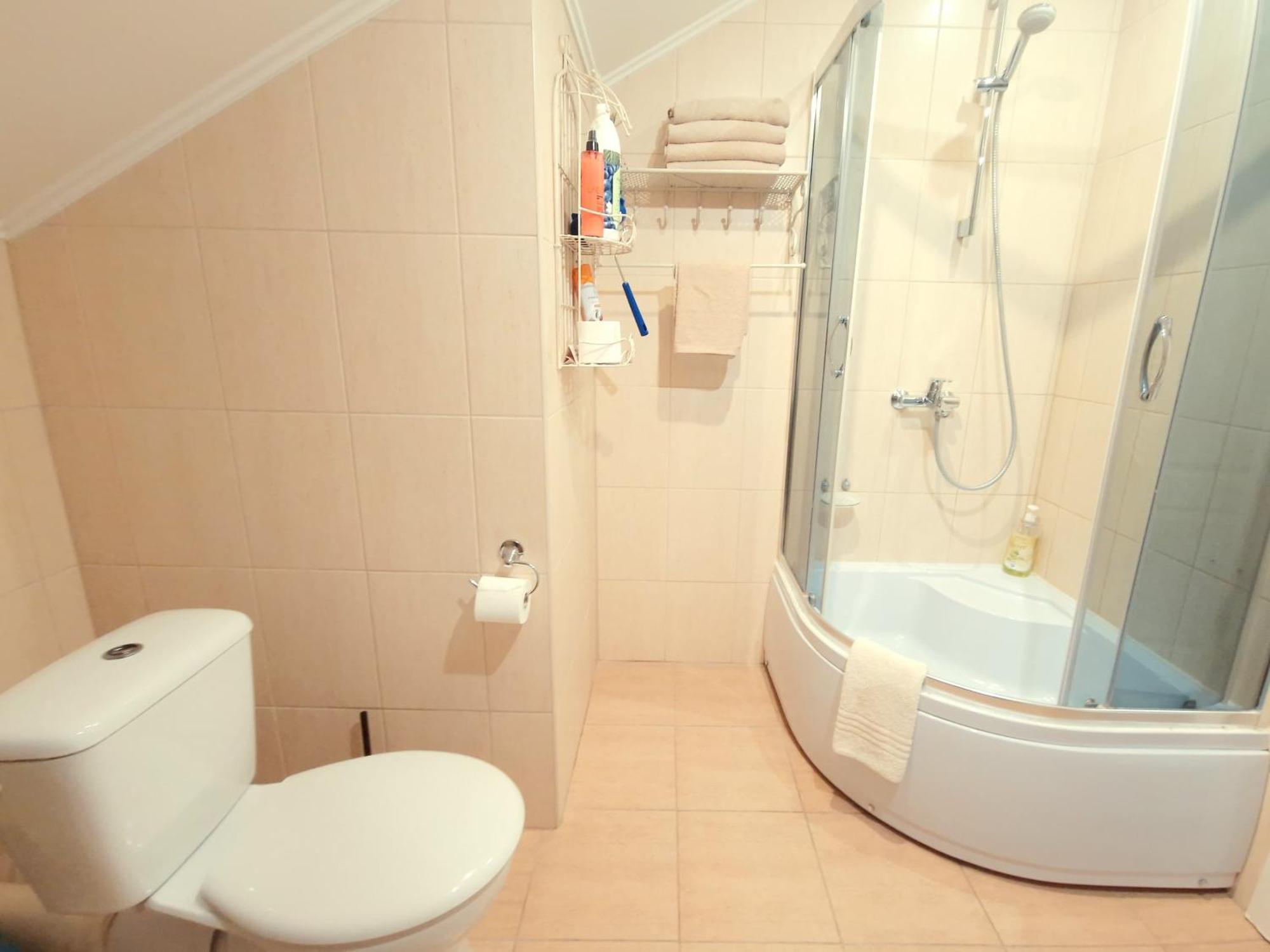 Family Hotel داوُجافبيلسْ المظهر الخارجي الصورة